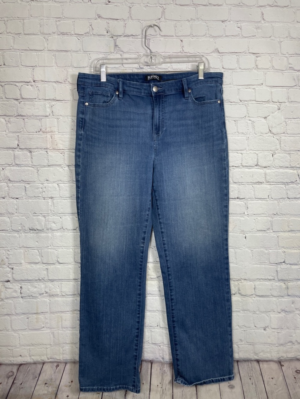 Buffalo David Bitton Alyssa  High Rise Straight Leg Jeans Blue Wash Size: 12/32